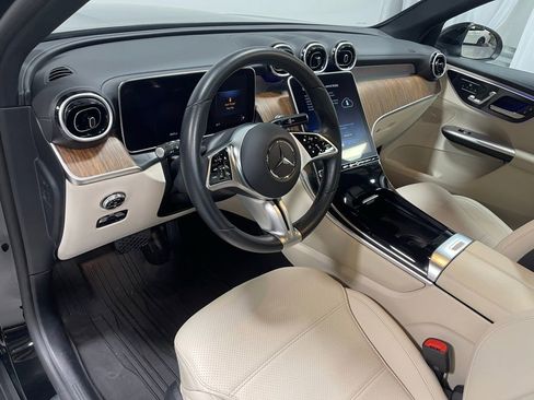 Certified 2024 Mercedes-Benz GLC 300 4MATIC image 21