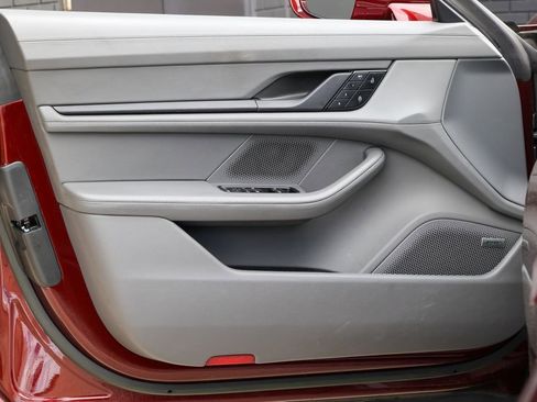Certified 2022 Porsche Taycan GTS AWD/4WD image 18