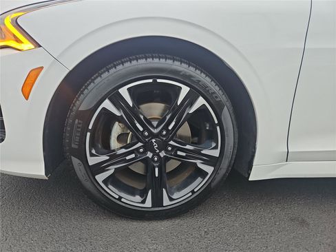 Used 2022 Kia K5 GT-Line image 11