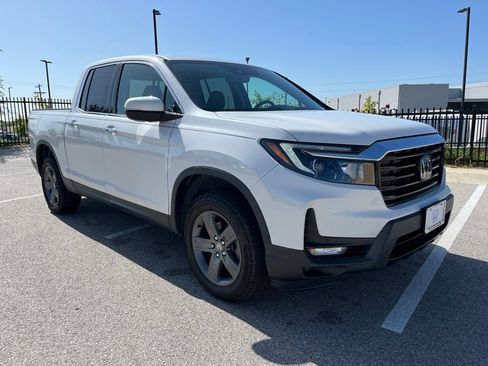 Certified 2023 Honda Ridgeline RTL-E image 3