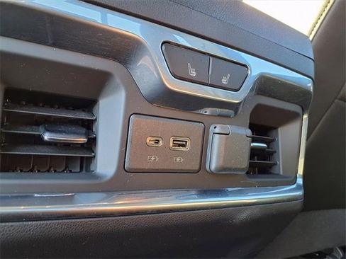 Used 2021 GMC Sierra 1500 SLT w/ SLT Premium Package image 26