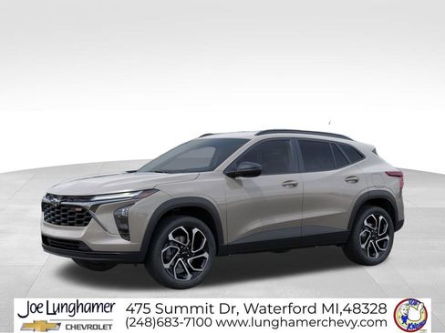 New 2026 Chevrolet Trax RS w/ Driver Confidence Package FWD image 2