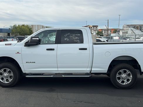 Used 2024 RAM 2500 Big Horn AWD/4WD image 2
