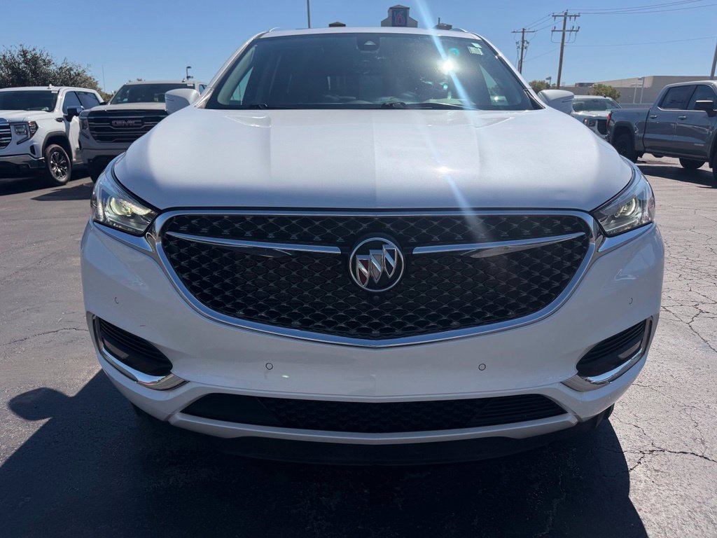 Used 2020 Buick Enclave Avenir w/ Avenir Technology Package AWD/4WD image 8