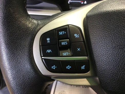 Used 2023 Ford Explorer XLT w/ Equipment Group 202A image 22