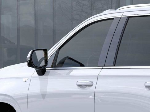 New 2026 Cadillac Escalade Luxury image 13