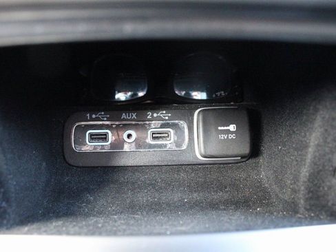 Used 2021 Jeep Grand Cherokee Limited w/ Quick Order Package 28K 80th AWD/4WD image 36
