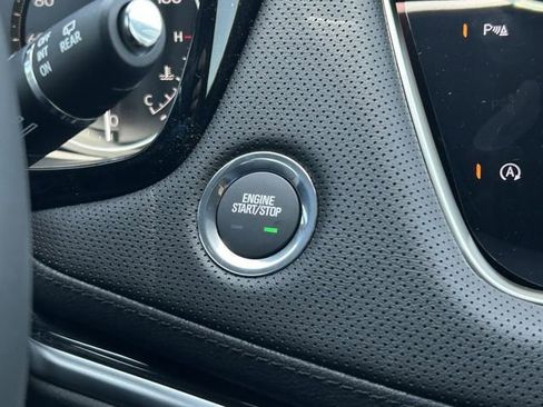 New 2025 Cadillac XT5 Premium Luxury image 17