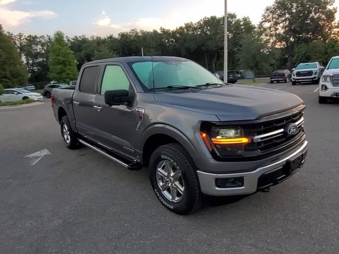 Used 2024 Ford F150 XLT w/ Mobile Office Package image 34