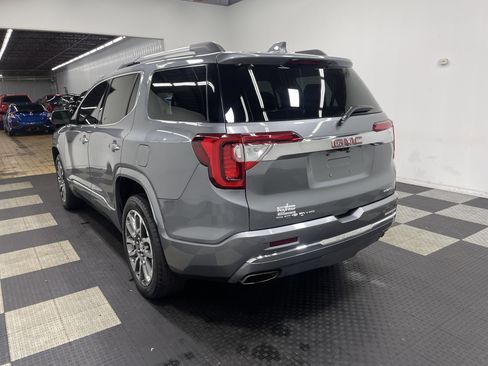 Used 2022 GMC Acadia Denali w/ Denali Ultimate Package image 2
