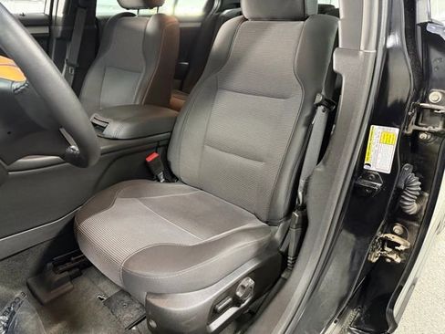 Used 2018 Ford Taurus SEL w/ Equipment Group 201A AWD/4WD image 19