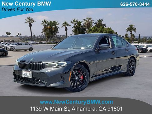 Used 2023 BMW 330i Sedan w/ M Sport Package RWD image 1