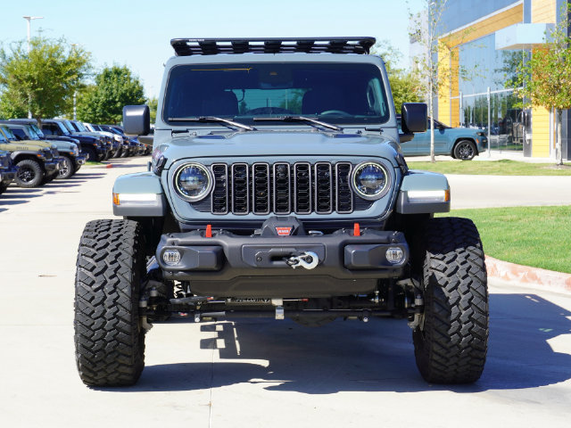 Used 2025 Jeep Wrangler Unlimited Rubicon w/ Safety Group AWD/4WD image 9