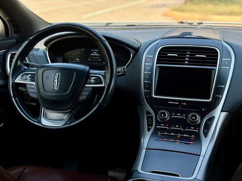 Used 2019 Lincoln Nautilus Reserve AWD/4WD image 21