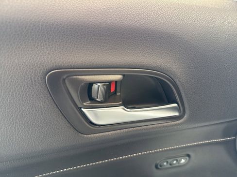 Used 2019 Acura ILX w/ Premium Package image 37