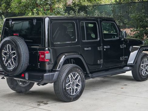 New 2026 Jeep Wrangler Sahara image 6