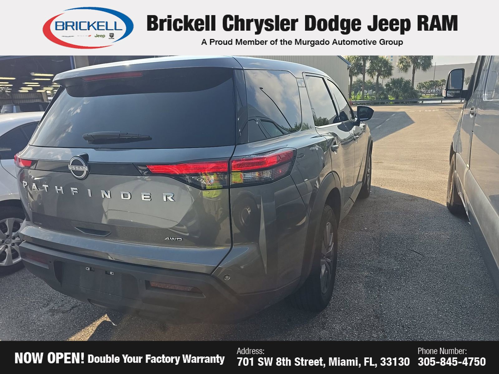Used 2024 Nissan Pathfinder S AWD/4WD image 2