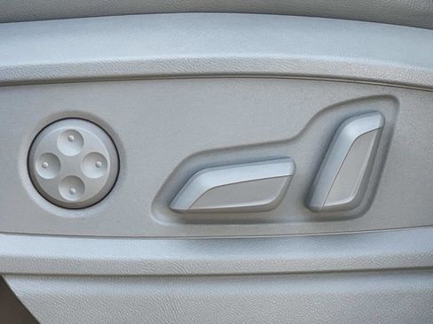 Certified 2023 Audi Q5 2.0T Prestige image 20