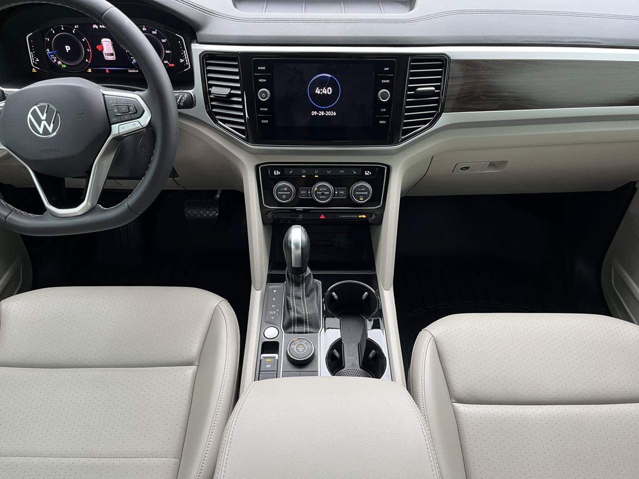 Used 2023 Volkswagen Atlas SE AWD/4WD image 18