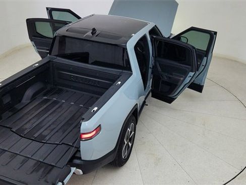 Used 2024 Rivian R1T Adventure image 88