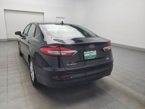 Used 2020 Ford Fusion SE FWD image 5