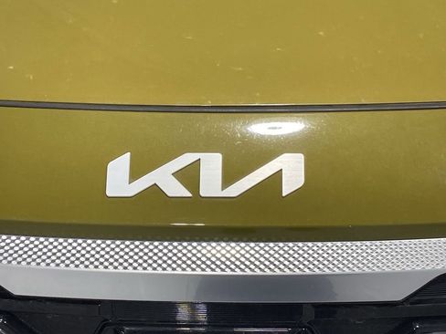 Used 2024 Kia Seltos SX w/ SX Sunroof Package image 28