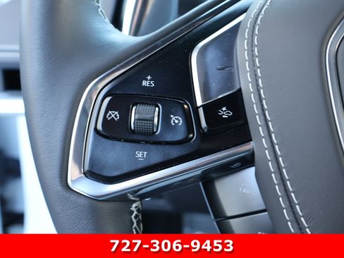 Used 2025 Chevrolet Corvette Stingray Coupe w/ 1LT image 20