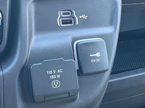 New 2026 RAM ProMaster 1500 w/ Quick Order Package 22G SLT image 11