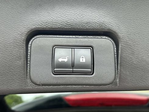 Certified 2023 Nissan Rogue SV w/ SV Premium B Package AWD/4WD image 12