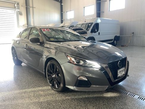 Used 2020 Nissan Altima 2.5 SR AWD/4WD image 1