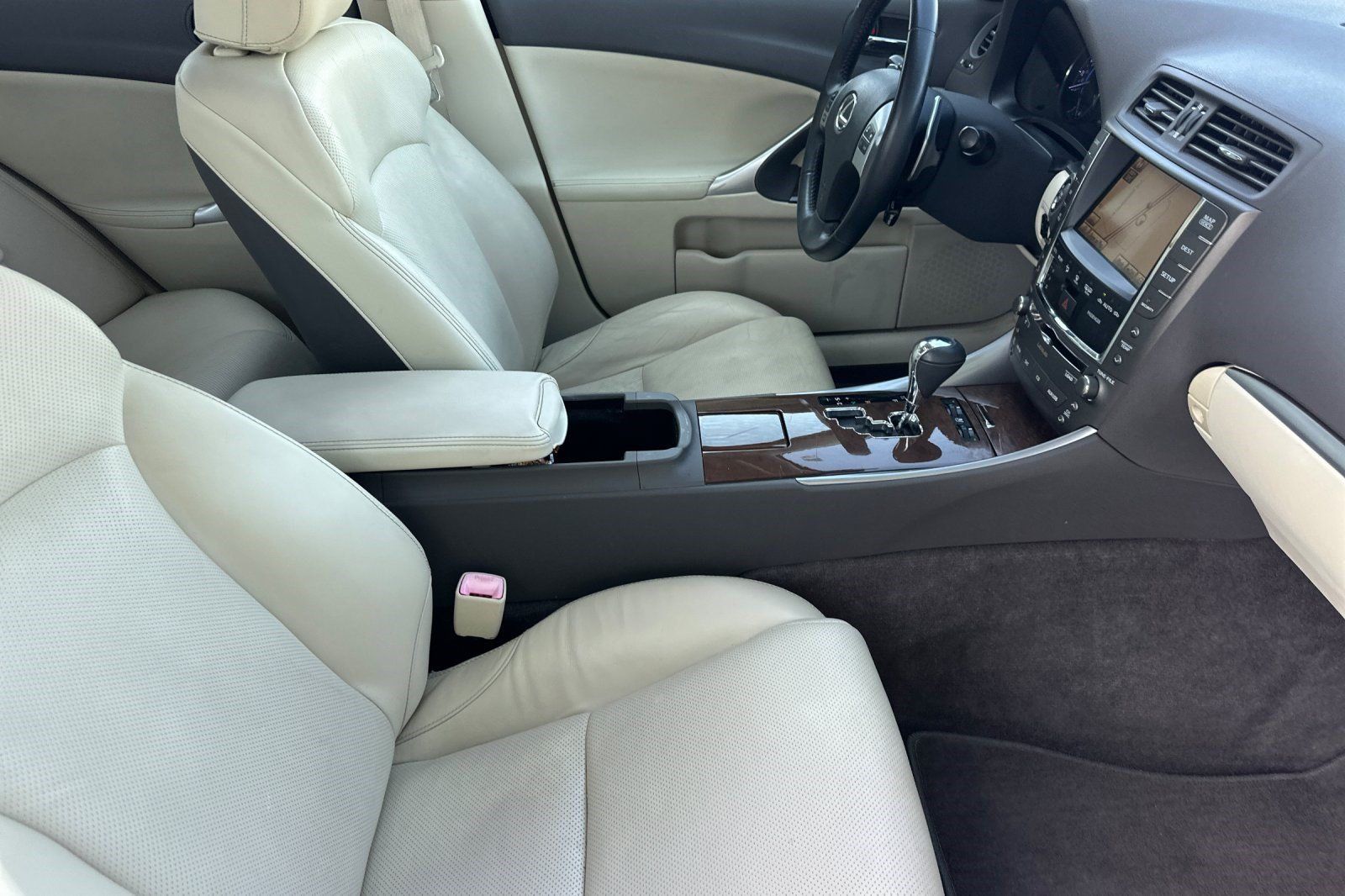 Used 2011 Lexus IS 350 AWD w/ Luxury Plus Value Edition image 27