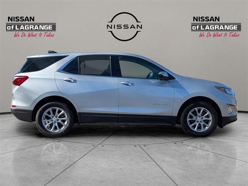 Used 2018 Chevrolet Equinox LT image 4