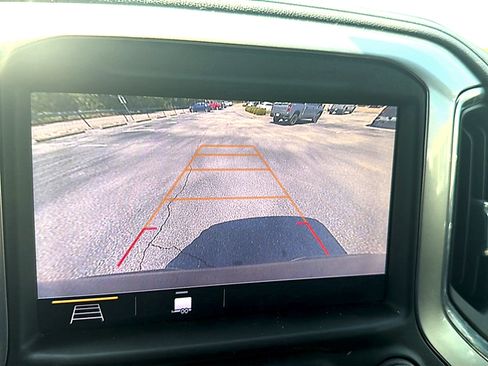 Used 2019 Chevrolet Silverado 1500 LT w/ Texas Edition RWD image 7