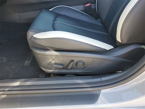 Certified 2025 Kia K5 GT-Line image 15