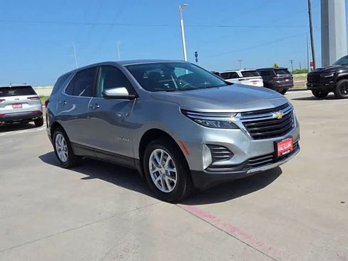 Used 2023 Chevrolet Equinox LT w/ LPO, Floor Liner Package AWD/4WD image 2