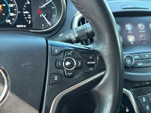 Used 2015 Buick LaCrosse Leather FWD image 23