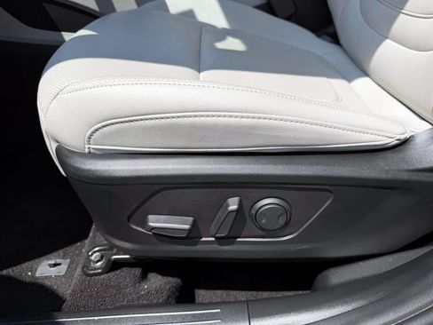 Certified 2023 Hyundai Tucson SEL w/ Convenience Package AWD/4WD image 17
