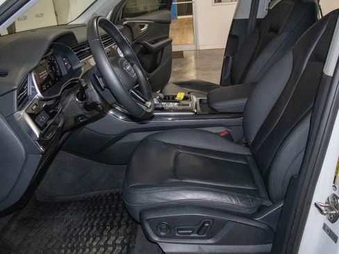 Used 2022 Audi Q7 Premium Plus image 7