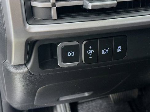 Used 2024 Hyundai Santa Fe SEL image 12