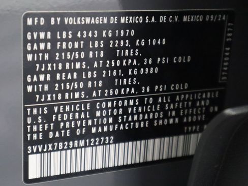 Certified 2024 Volkswagen Taos SE image 35