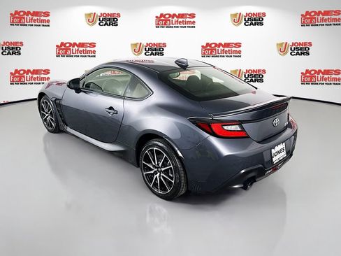 Certified 2023 Toyota GR86 w/ ALL Weather Mat Package (TMS) RWD image 2