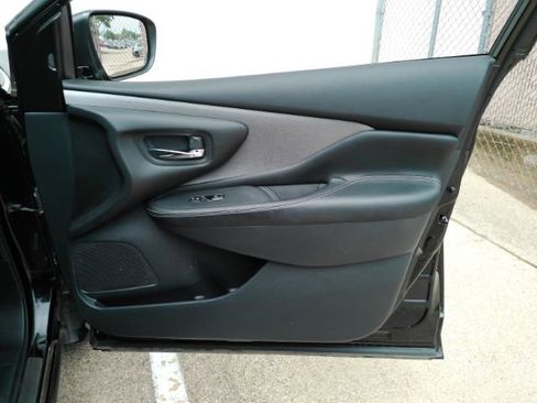 Used 2024 Nissan Murano SV w/ SV Midnight Edition Package FWD image 18