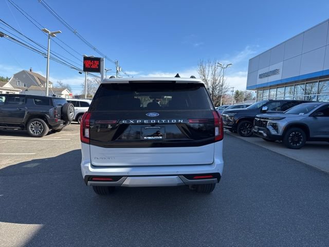 Used 2025 Ford Expedition Platinum AWD/4WD image 7