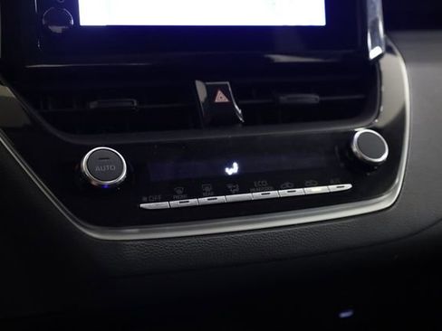 Used 2024 Toyota Corolla LE image 21