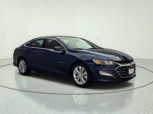 Used 2019 Chevrolet Malibu LT FWD image 7