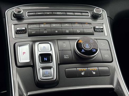 Certified 2023 Hyundai Santa Fe SEL image 25