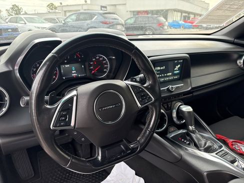 Used 2018 Chevrolet Camaro LT image 8