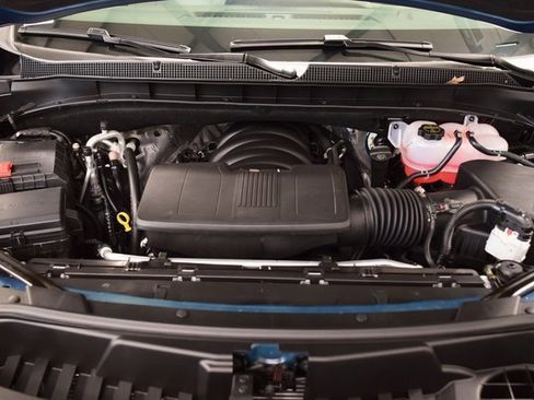 New 2026 Chevrolet Suburban Premier w/ Sun And Tow Package image 30