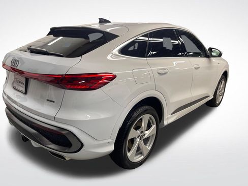 Used 2025 Audi Q5 Premium Plus w/ Premium Plus AWD/4WD image 10