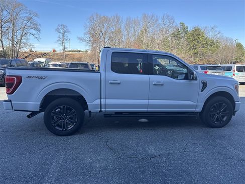 Used 2022 Ford F150 XLT w/ Equipment Group 302A High image 8
